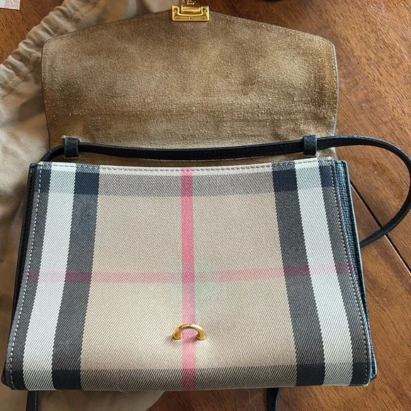 Burberry Bag and Wallet Set - Picture 11 of 16